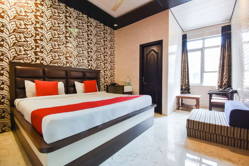 OYO 4430 Hotel Holy city