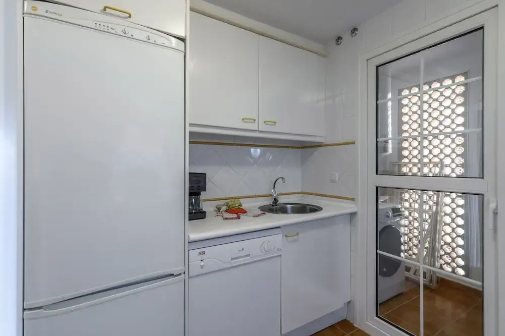 Golfside Apartment for 6 Guests