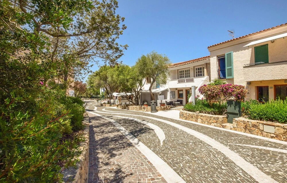 Amazing Home in Golfo Aranci With 2 Bedrooms