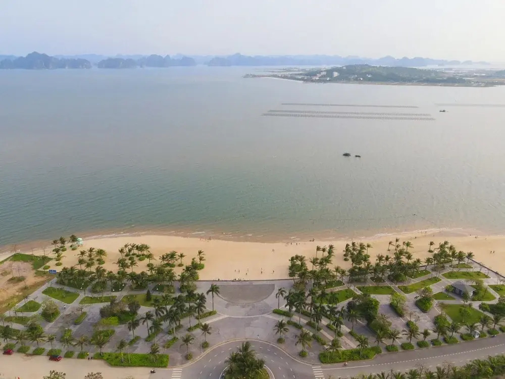 Draha Halong Hotel - Serenity, Charm and Nature - Preferred by Western Travelers