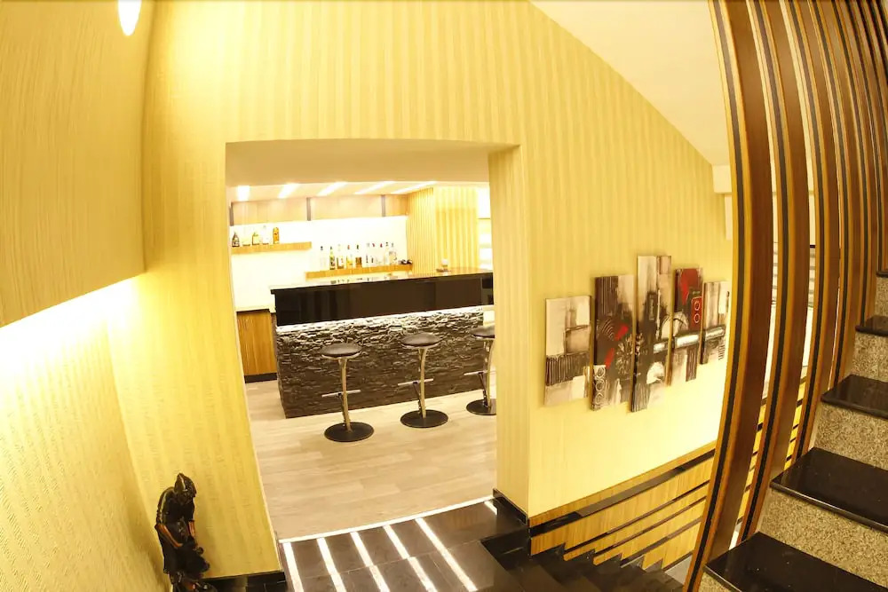 Bent Hotel