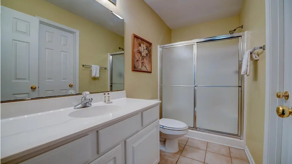 #64C True Blue - 3 Br home by RedAwning