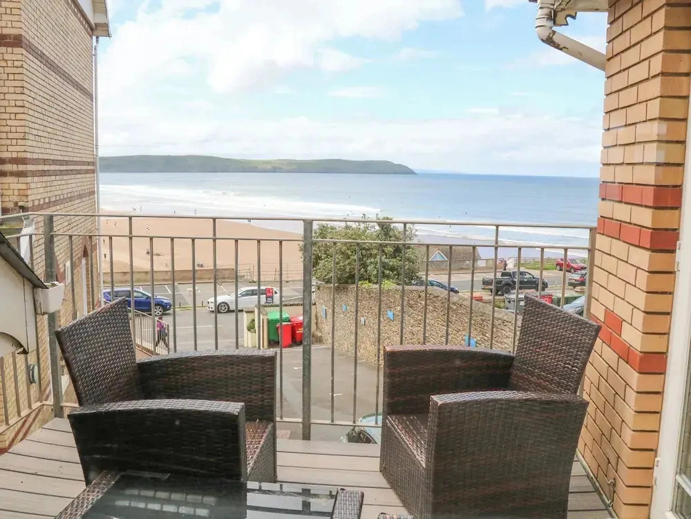 Beach Lodge