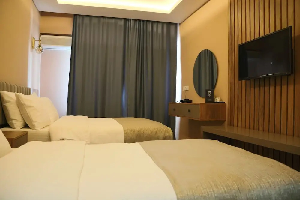 Otel 57