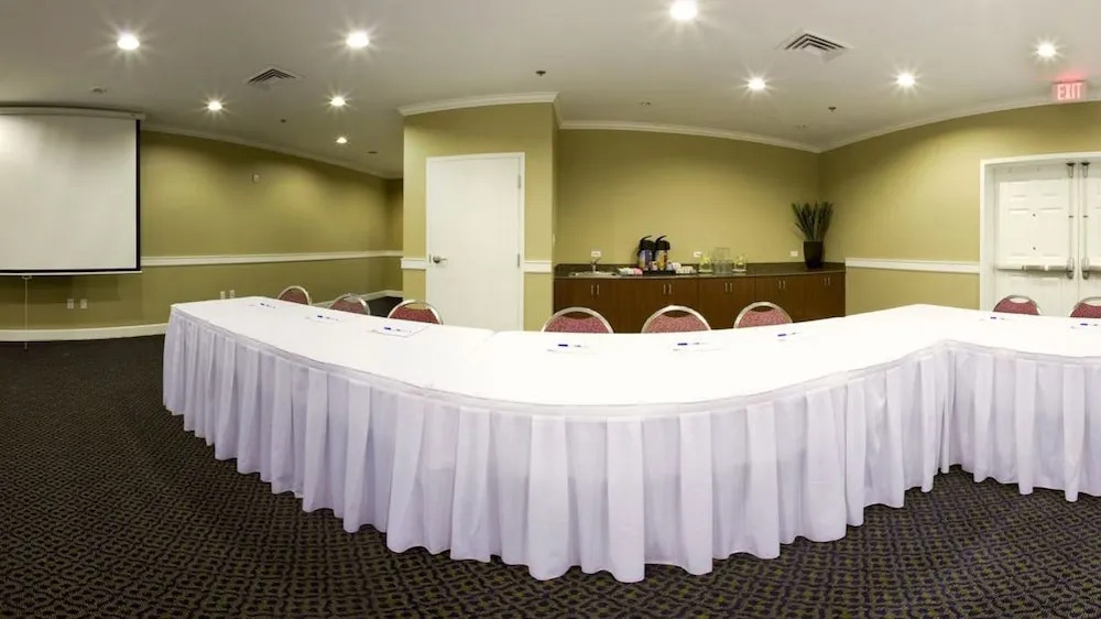 Holiday Inn Express Hotel & Suites New Iberia - Avery Island by IHG