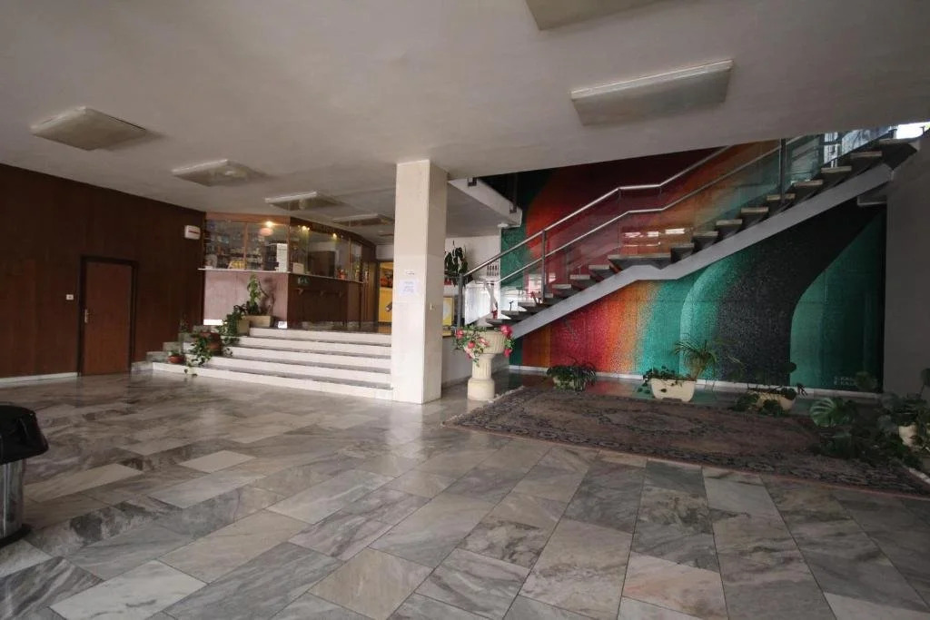 Hotel Probe