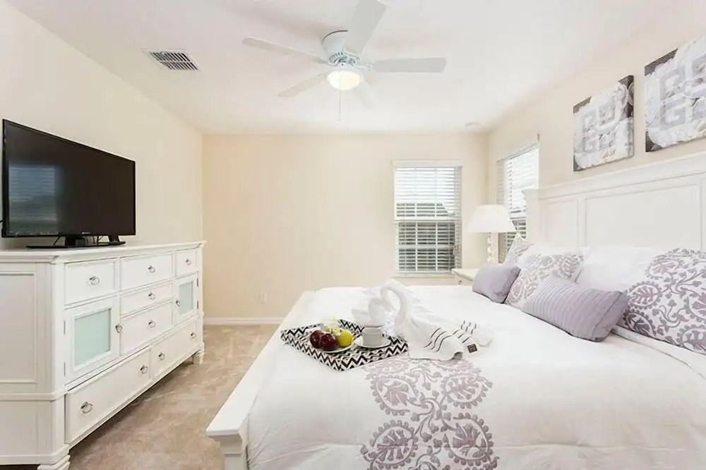 2505 Dharma Circle 6 Bedroom Home by Redawning