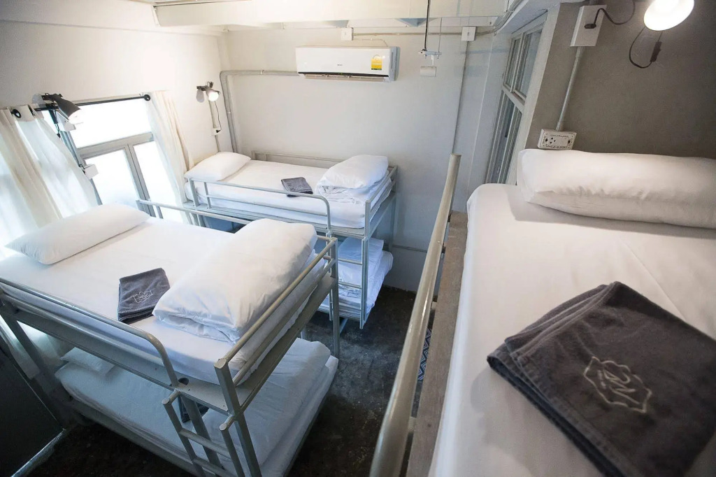 2W Bed & Breakfast Bangkok