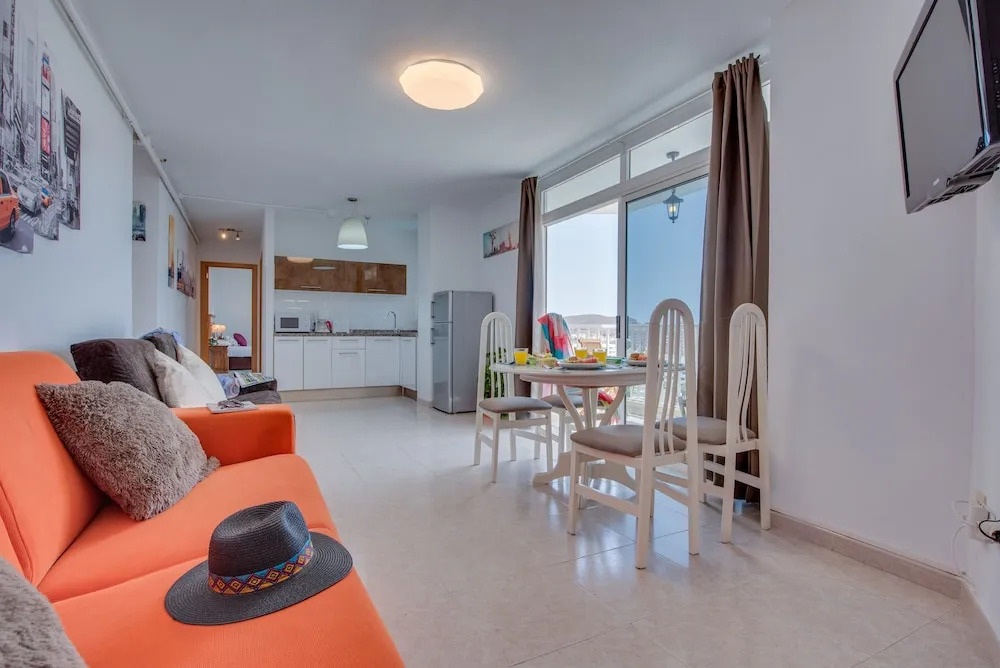 M11d. Fantastic Apartment with the Best View Heart of Las Américas