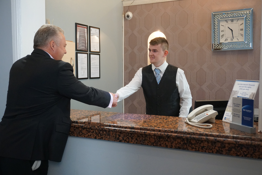 Broadfield Park Hotel by Belvilla