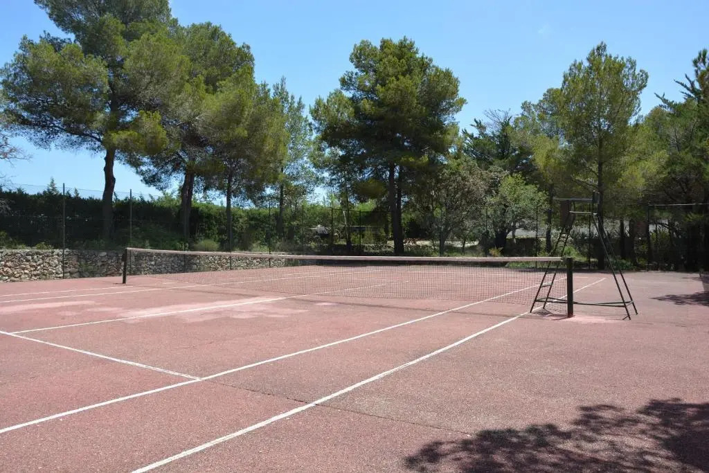 Masia Sitges Mas Peirot Geniune Farmhouse 20 min walk from beaches 60 Heactares of Wine Fields Garden AC Until 18 people
