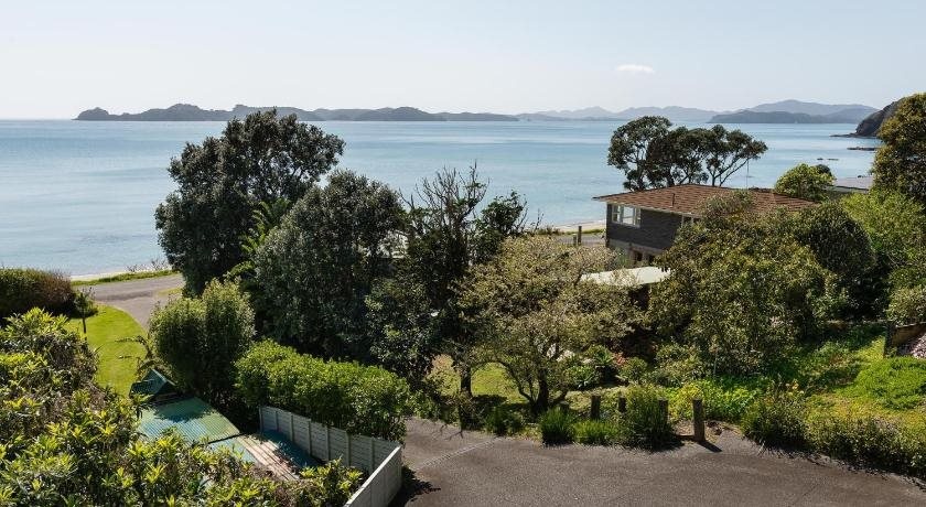 Sea Breeze Lodge