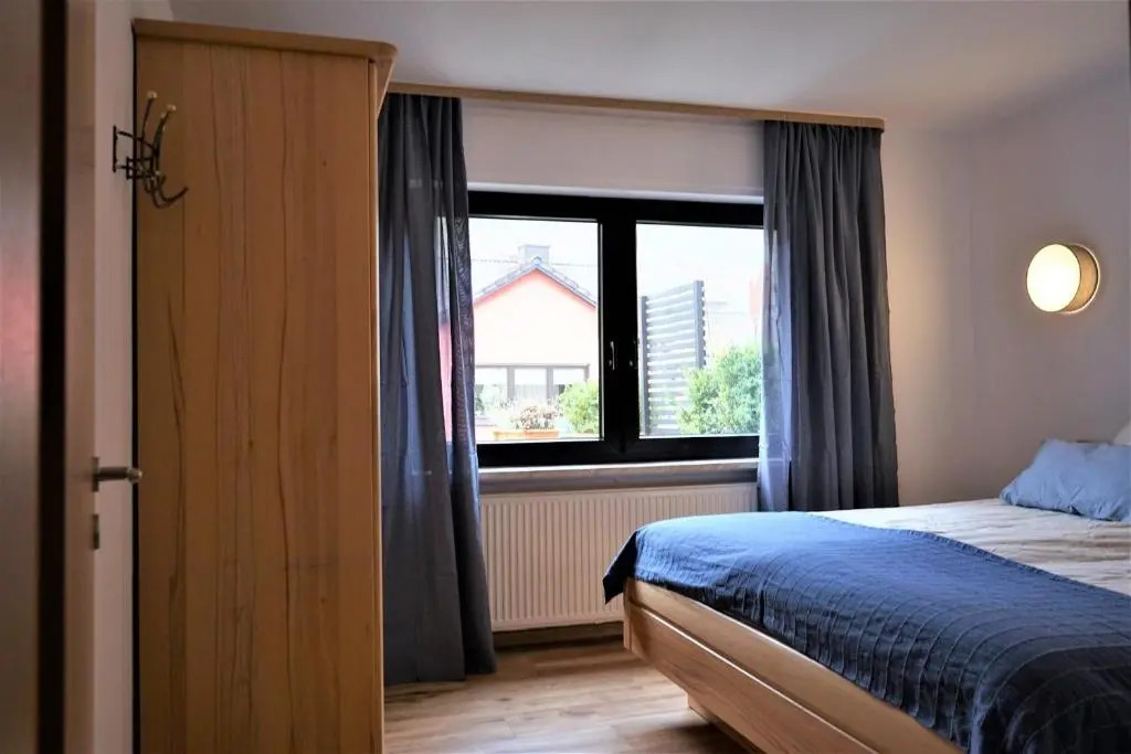 Wohnung 2 Pers 1 Schlafzimmer und Wohnzimmer mit Balkon und Blick auf die Mosel
