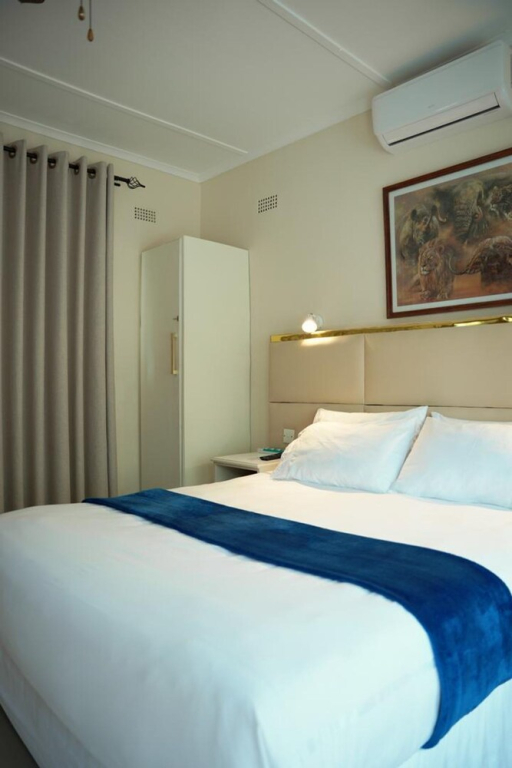 Neat Standard Room in Guesthouse - 2088