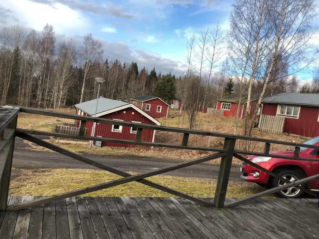 Three Rooms stuga i stugby near National Park