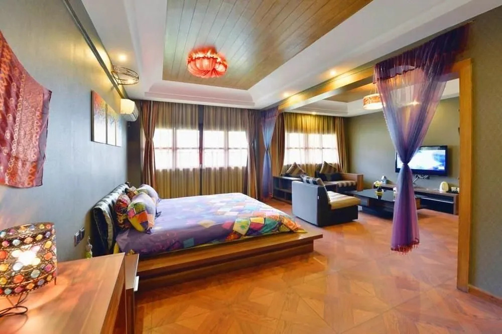 Jingbao Villiage Inn(景洪南洋小镇客栈)