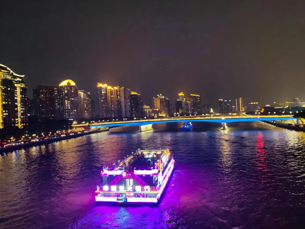 Luo Jia Apartment