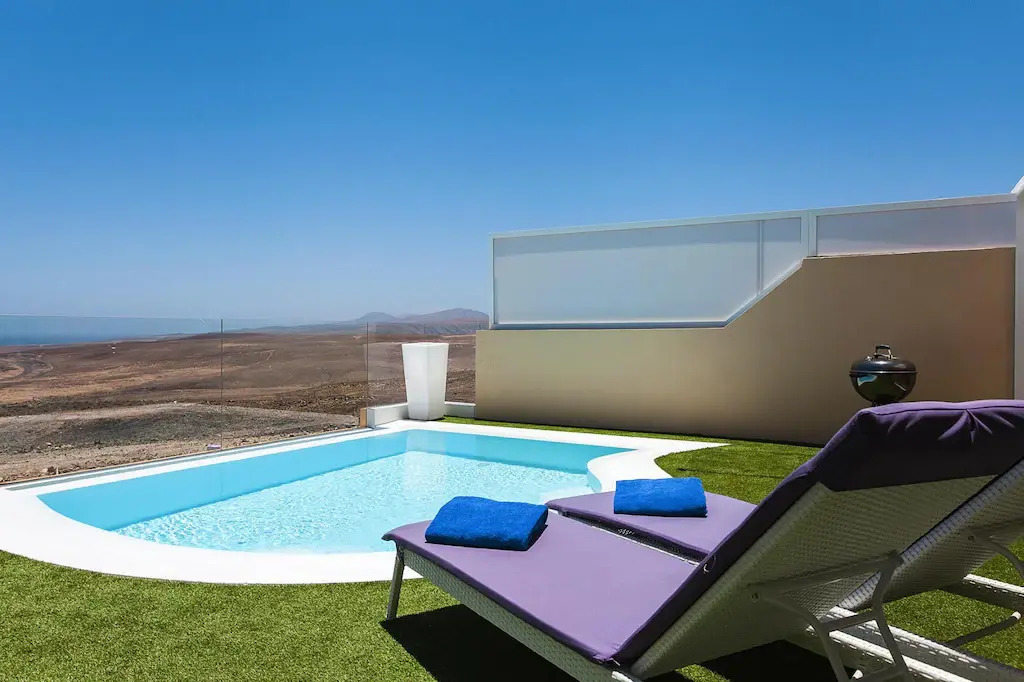 Villa with Pool, Luxury Scape in Caleta De Fuste