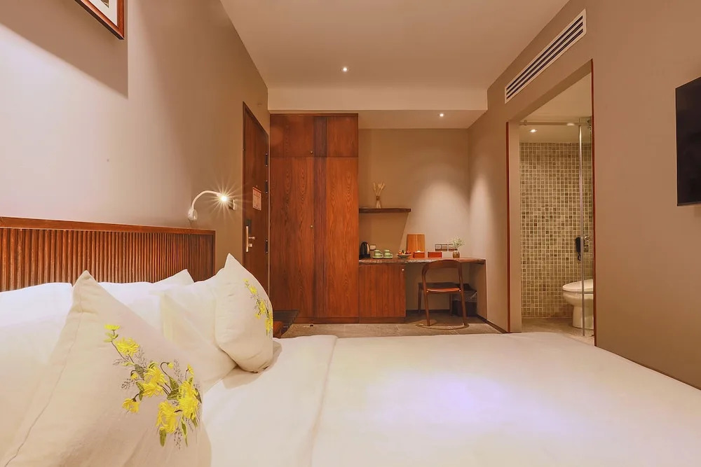 CHERRY BOUTIQUE HOTEL