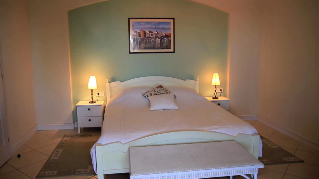 Hotel Abalone