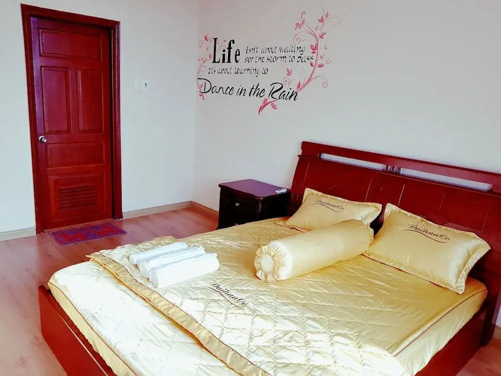 Son Thuy Resort