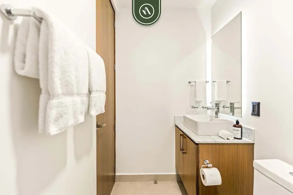 Amazing 2BR Condo in Romantic Zone - Rooftop Pool