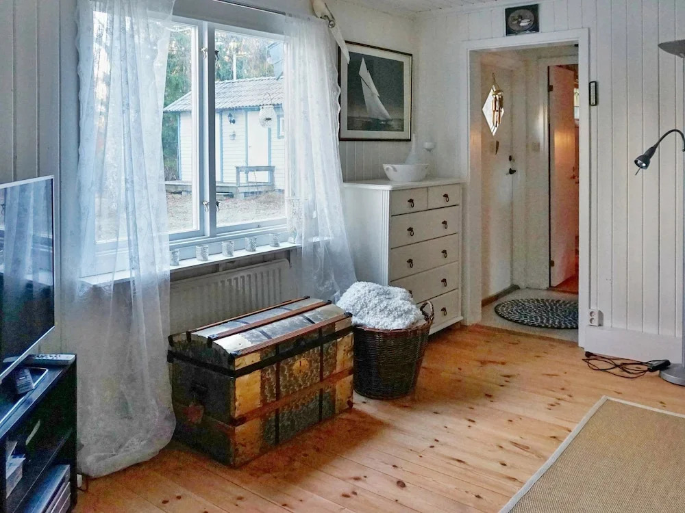 6 Person Holiday Home in Grisslehamn