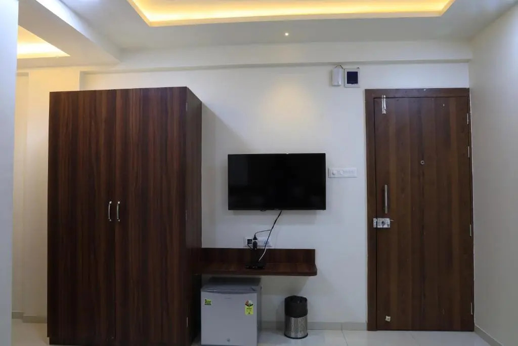 Hotel StayBird - Nest, Kharadi