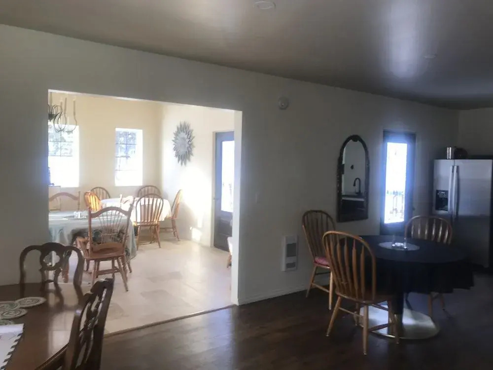 Stikine Valley Inn