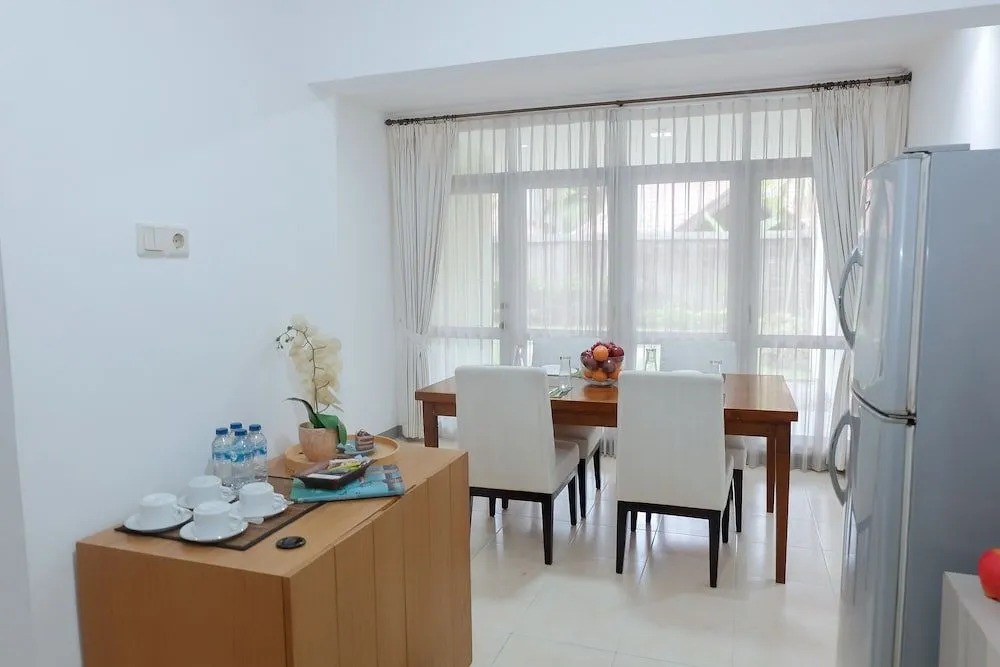 Whiz Residence Darmo Harapan Surabaya