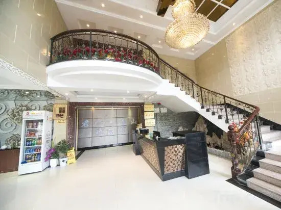 Junyi Nanshan Hotel, Luotian