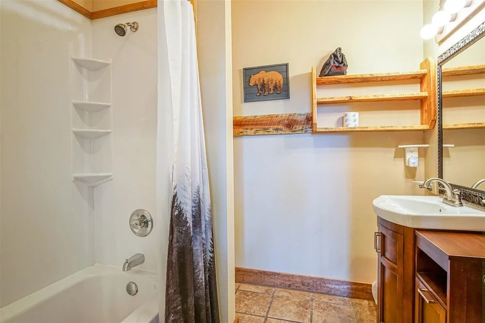 Hemlock Inn