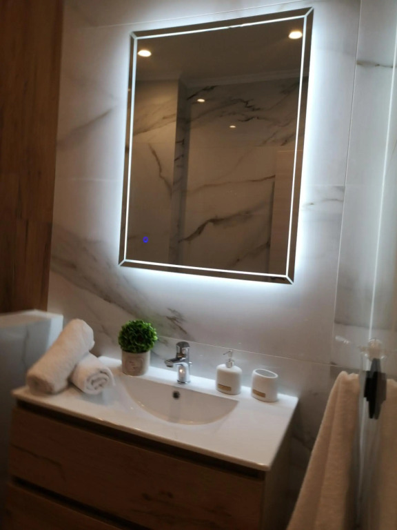 Sunny Holidays Apartment