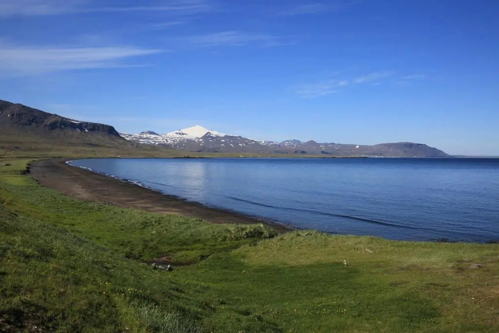 Við Hafið Oceanfront Guesthouse
