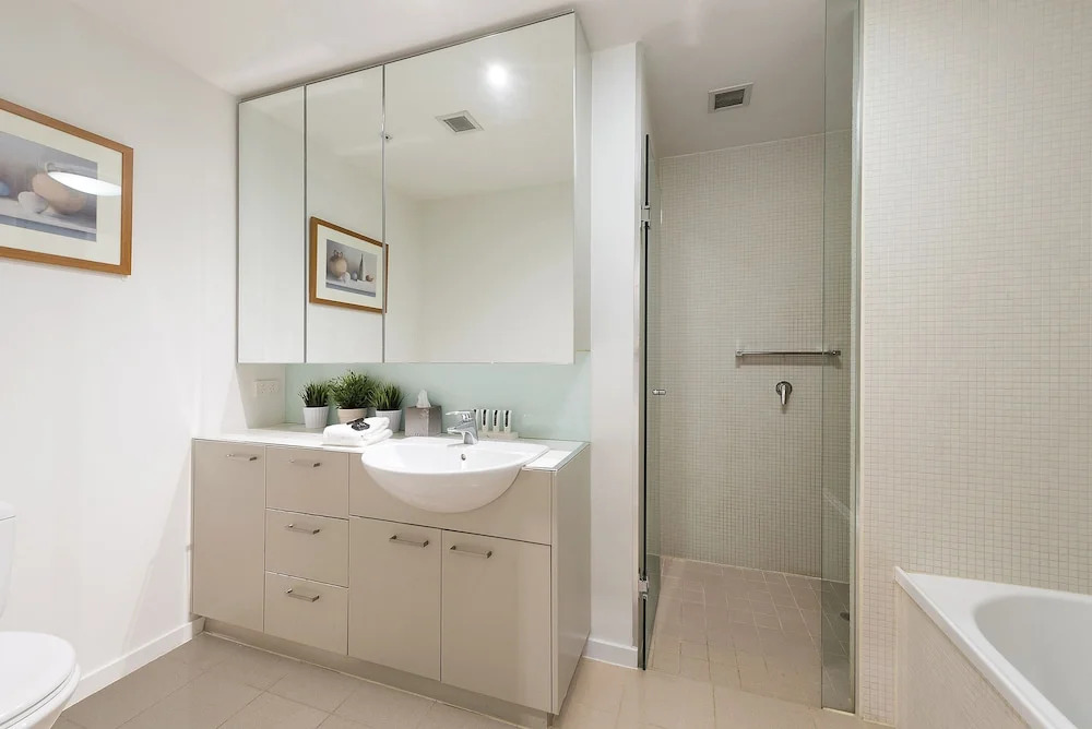 Docklands Private Collection - City Harbour Apartments
