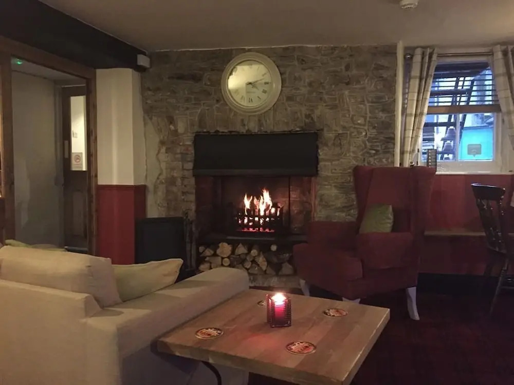 The Globe Inn