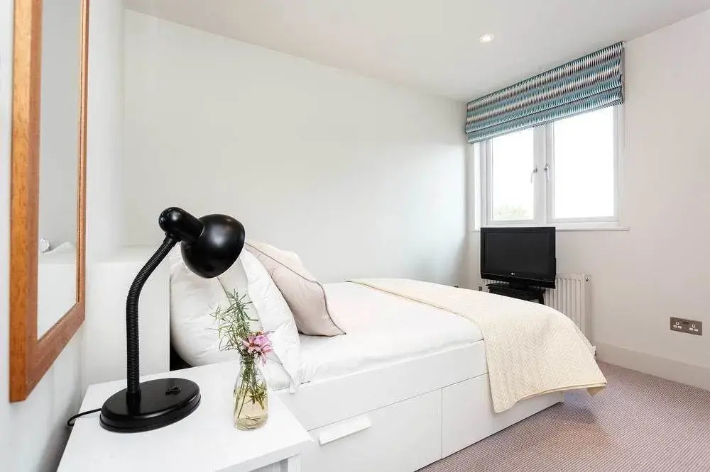 Veeve - Classic Kensal Green