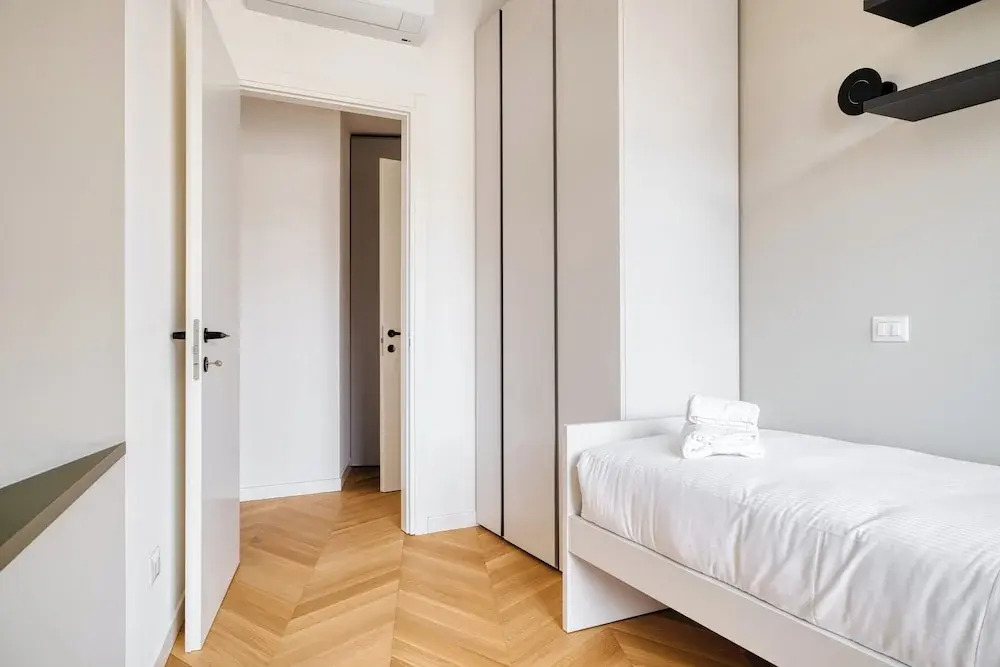 Two Flats Combined - Near Loreto Metro