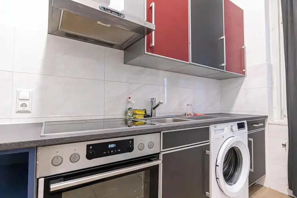 Large 5BR Central Flat Near Augarten