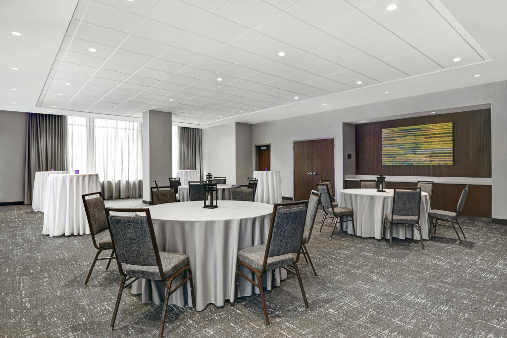Courtyard by Marriott Manhattan Aggieville