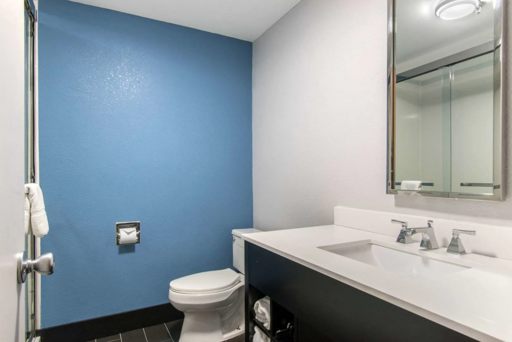 Hawthorn Extended Stay by Wyndham Chambersburg