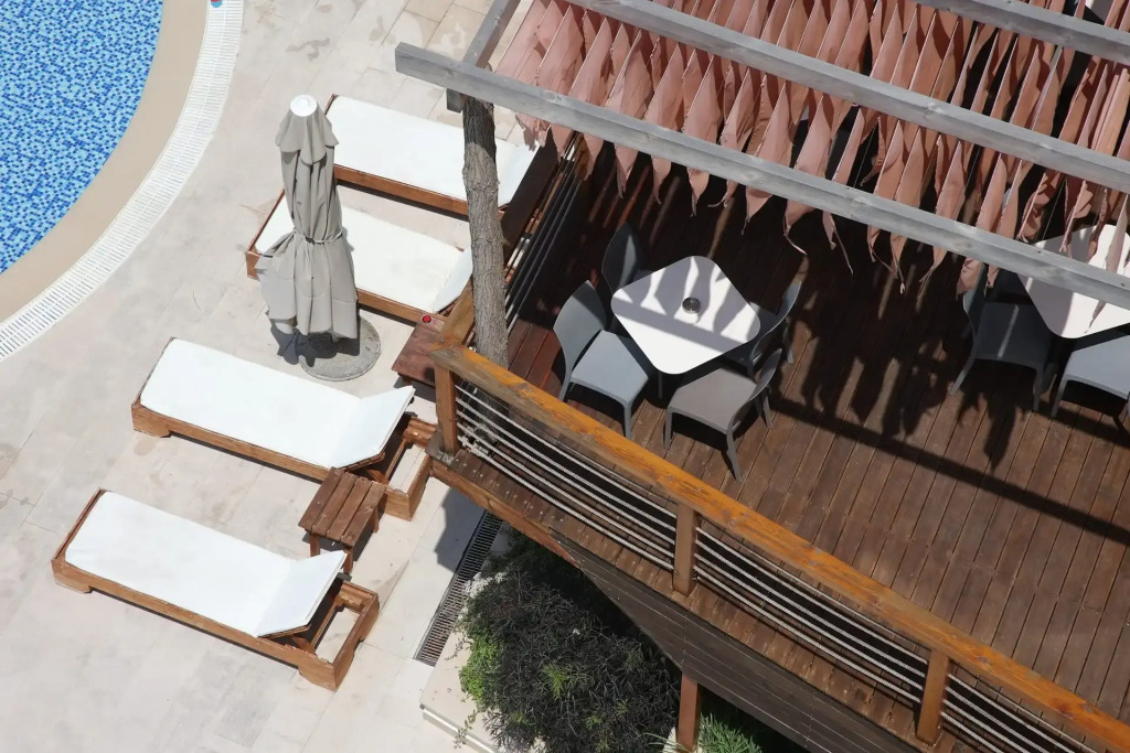 Harbour Hotel