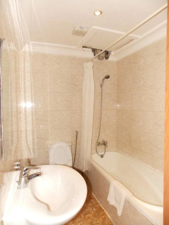 Summit Villas Suites & Apartment
