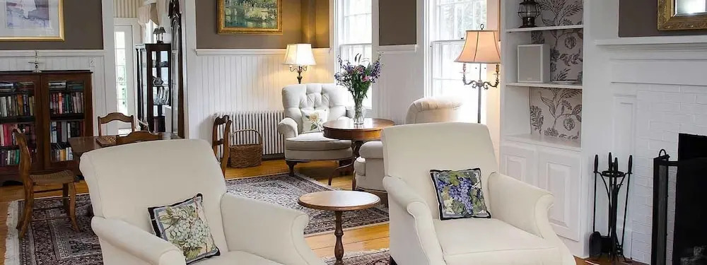 Ashley Inn