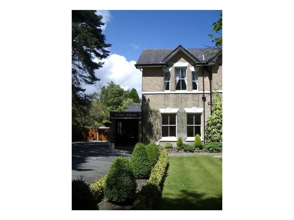 Wood Lodge Hotel