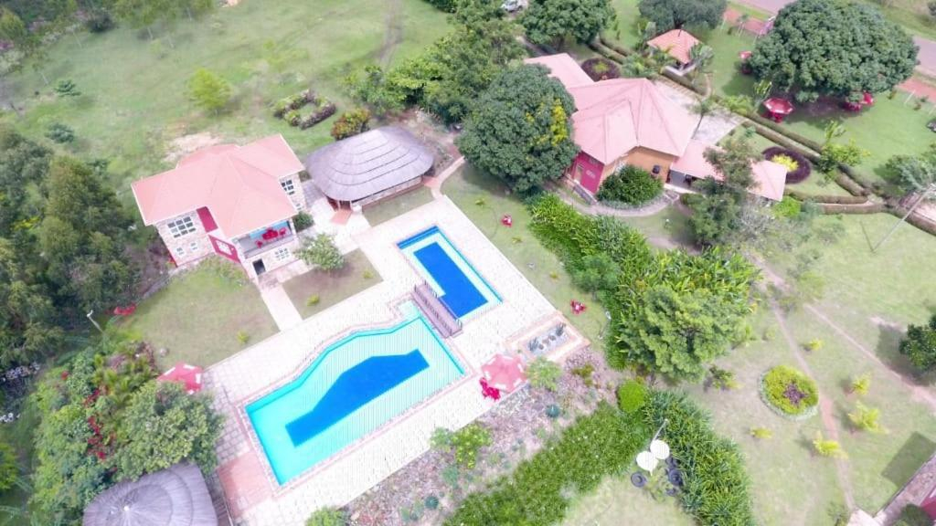 Kabalega Resort