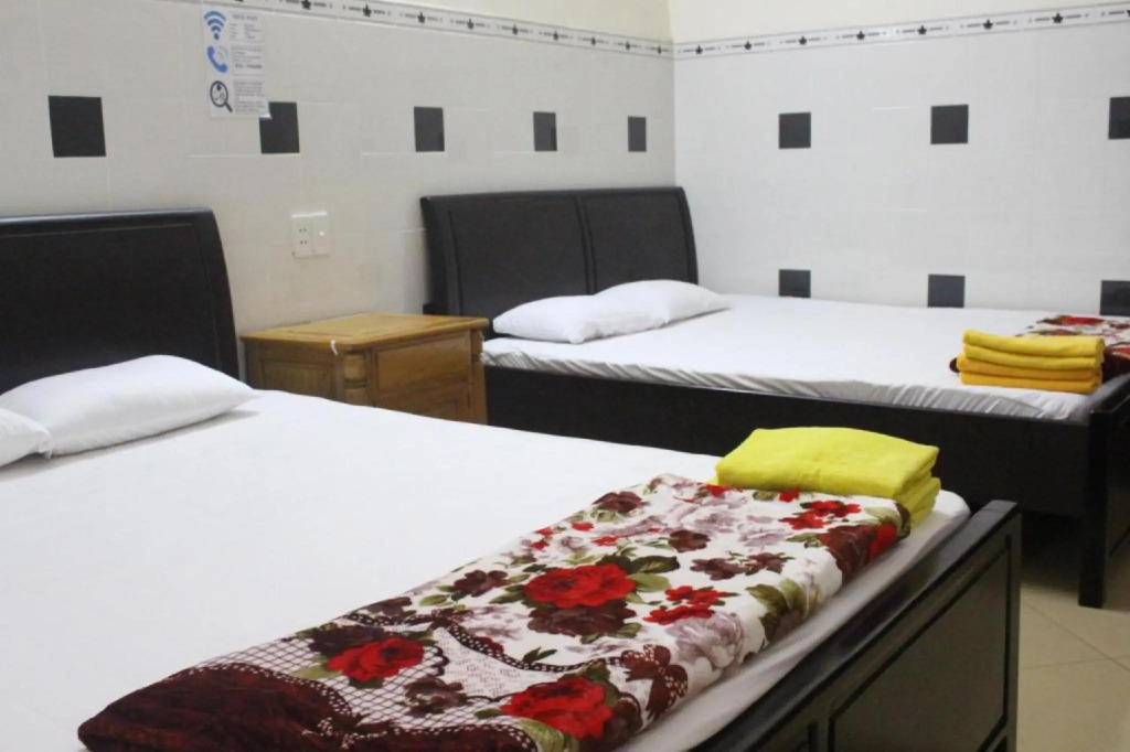 Phuong Huy Hotel