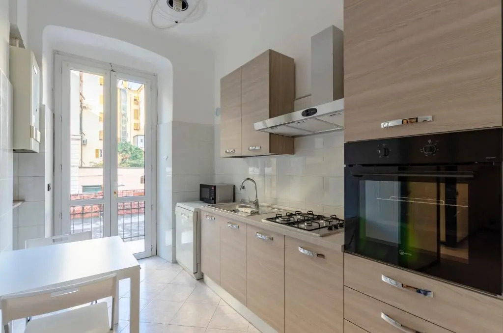 ALTIDO Modern Flat for 6 in the heart of Genova Foce