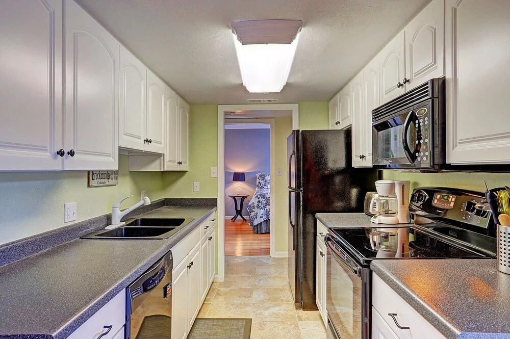 Ski and Racquet Club Condo