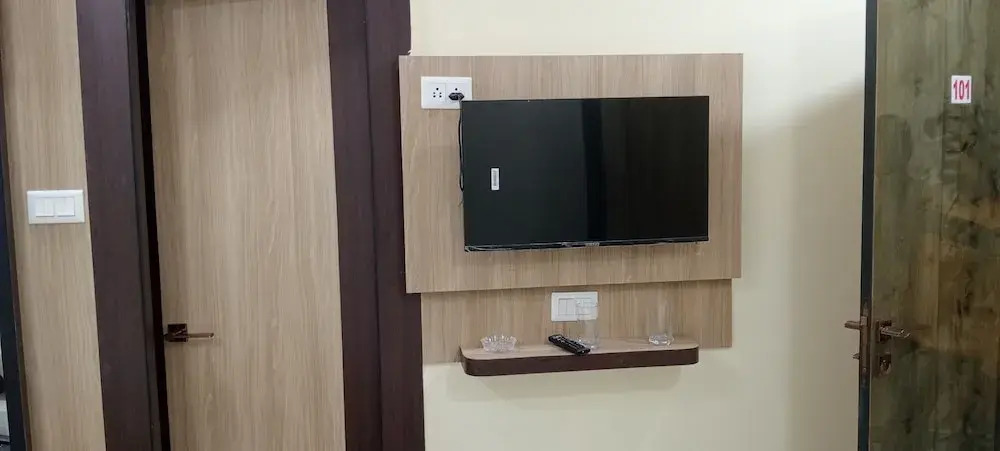 Asha Inn